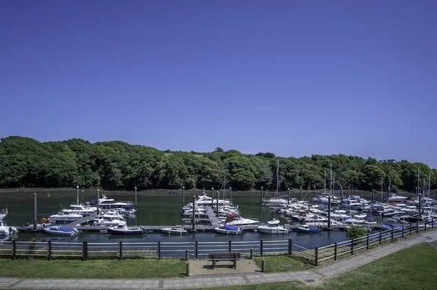 Marina View - 1 Bed Apartment - Neyland