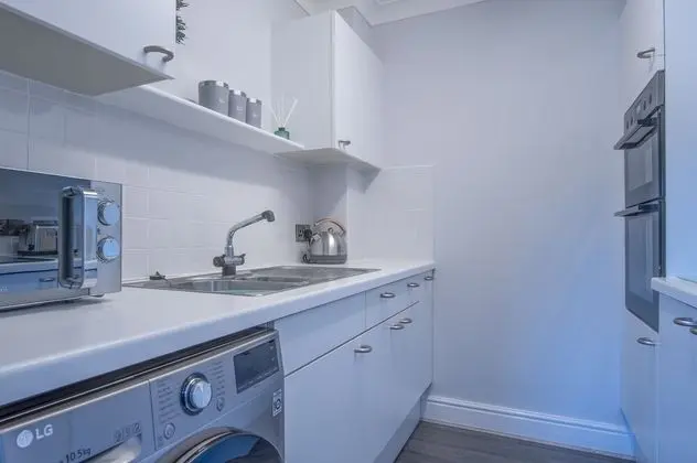 Marina View - 1 Bed Apartment - Neyland - Mutfak