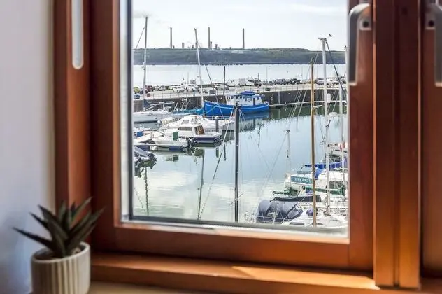 Marina View - 3 Bedroom - Milford Haven