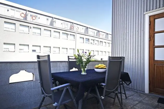 Marine Apartments