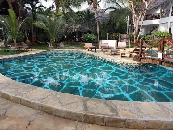 Marine Holiday House - Havuz
