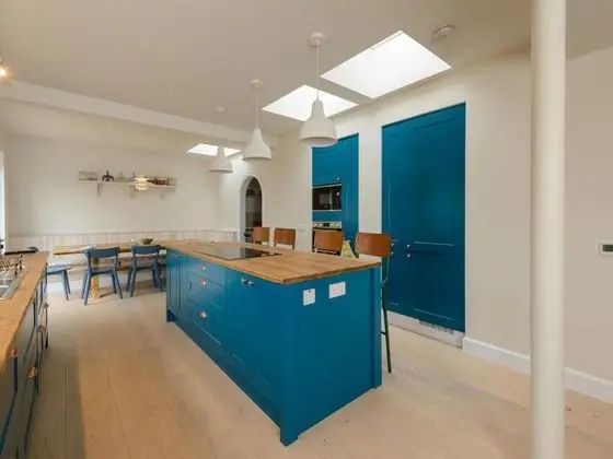 Marine House - 4 Bedrooms - Mutfak