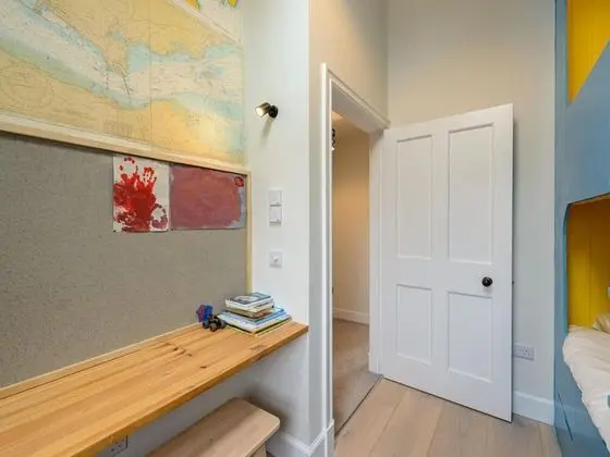 Marine House - 4 Bedrooms - Oda