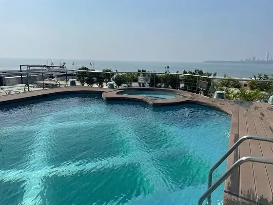 Hotel Marine Plaza Mumbai