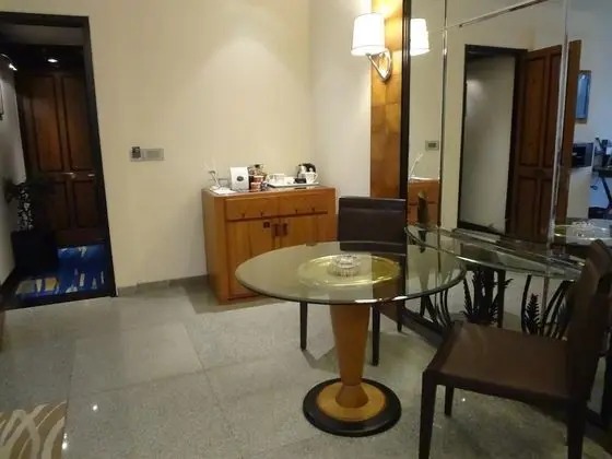 Hotel Marine Plaza Mumbai - Mutfak