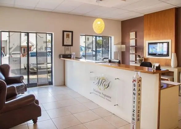 Marine Square Luxury Suites - Lobi