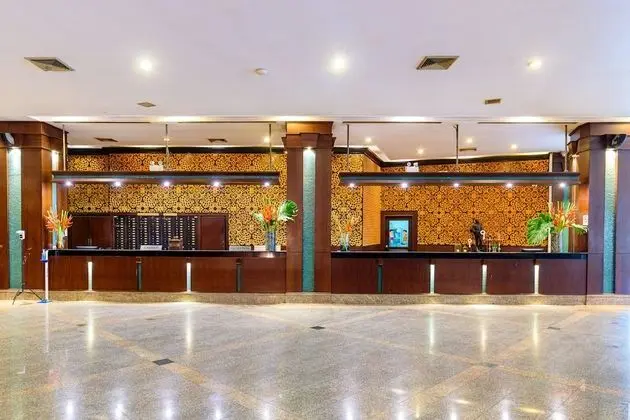 Marine Yensabai Hotel Pattaya - Lobi
