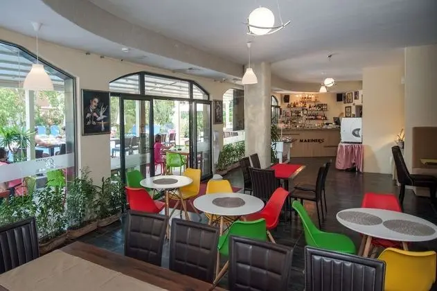Mariner's Suites - Lobi