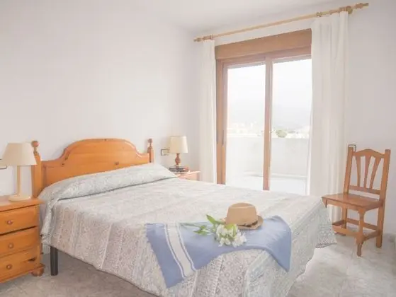 Marineu Jazmines Ático 2/4