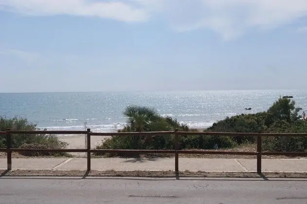 Marineu Playa del Moro - Oda Manzaraları