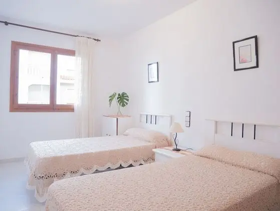 Marineu Primera Linea Playa Cargador 2/4