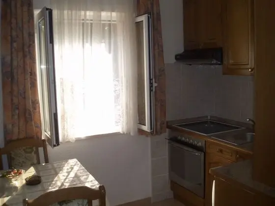 Marino - 150 m From Beach - A1 - Oda Düzeni
