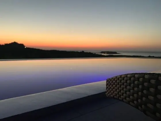 MARINX POOLVILLA NAKANDAKARI - Havuz