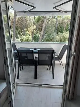 Mario - 5 Minutes to the Beach - A1