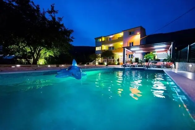 Mariska - With Swimming Pool - A1 - Havuz