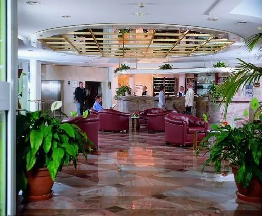 Maritim Hotel Bad Wildungen - Lobi