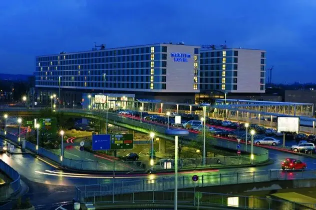 Maritim Hotel Düsseldorf - Genel