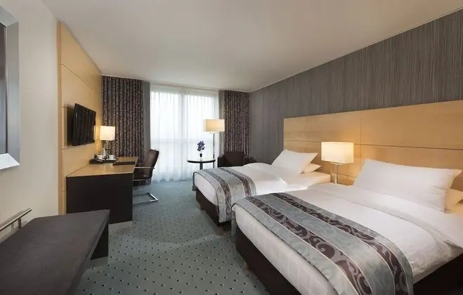 Maritim Hotel Düsseldorf - Öne Çıkan Resim