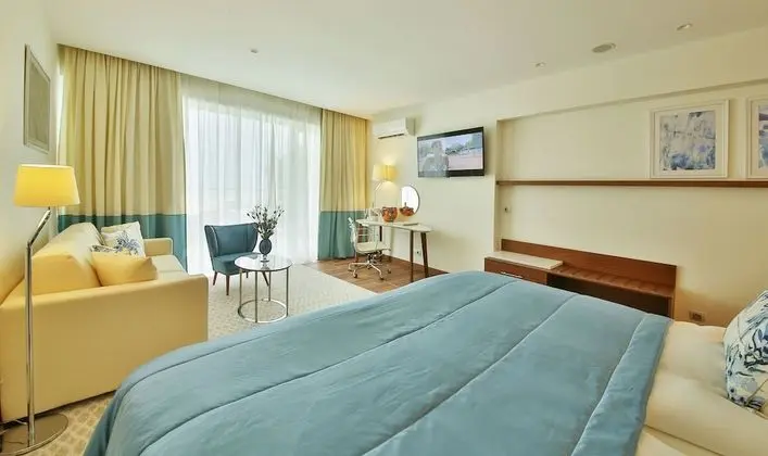 Maritim Paradise Blue Hotel & Spa - Oda