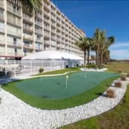 Maritime Beach Club