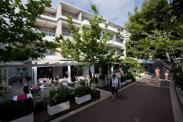 Hotel Maritimo - Dış Mekan