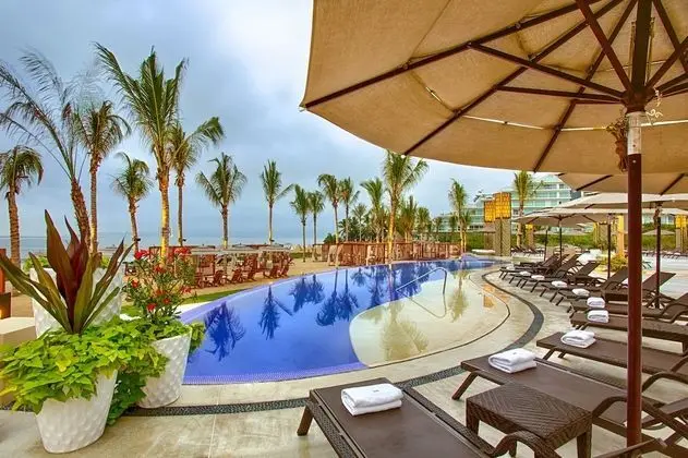 Marival Distinct Luxury Residences & World Spa All Inclusive - Havuz