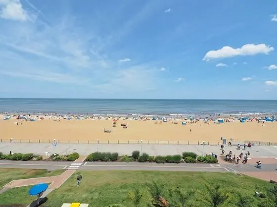 Marjac Suites Virginia Beach Oceanfront - Plaj