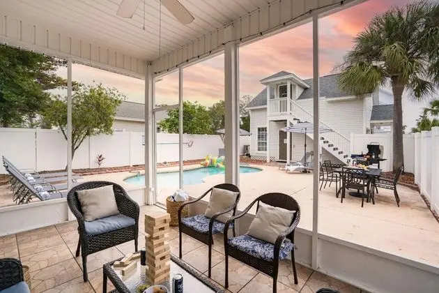 Mark 1 - Polly in Destin