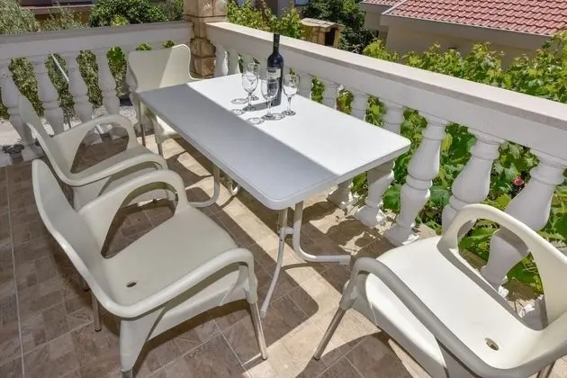 Mark - 200 m From sea - M2