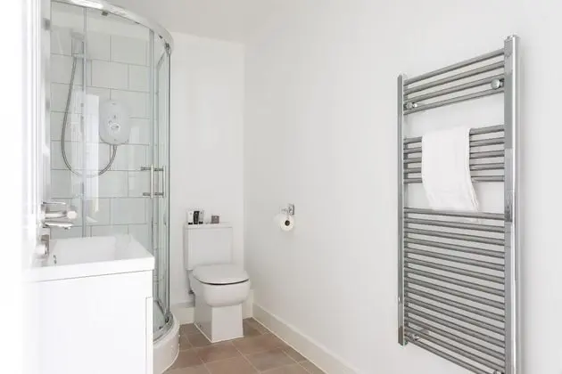 Market Apartment by Creative Stays - Banyo Tipleri