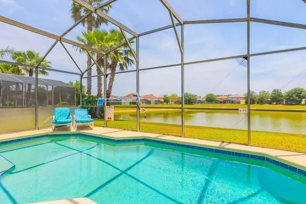 Mark's Sunrise Lakes Vacation Home - Havuz