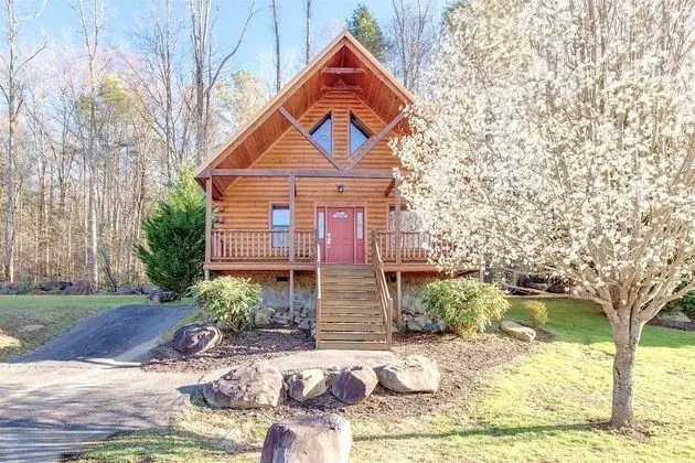 Marlene's Hideaway by Jackson Mountain Homes