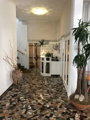 Hotel Marlisa Pier - Lobi