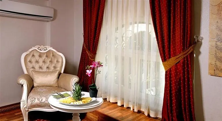 Marmara Deluxe Hotel