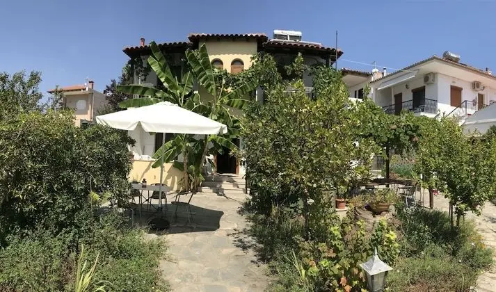 Villa Maro 1 Afytos -200 Meters From the Center of the Traditional Village