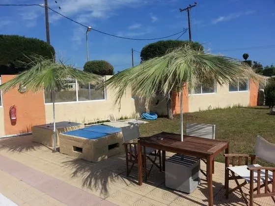 Maroula Blue Studios & Suites - Dış Mekan