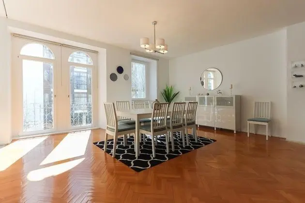 Marquês de Pombal Deluxe by Homing