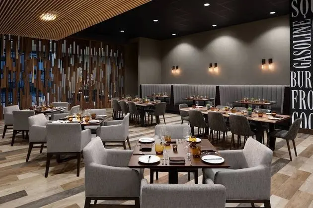 Marriott Dallas Allen Hotel & Convention Center - Yerinde Yemek