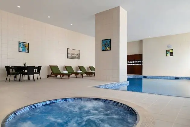 Marriott Executive Apartments City Center Doha - Havuz