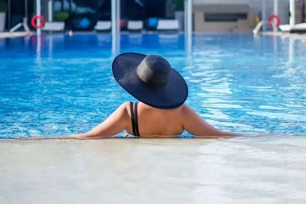 Marriott Marquis City Center Doha Hotel - Havuz