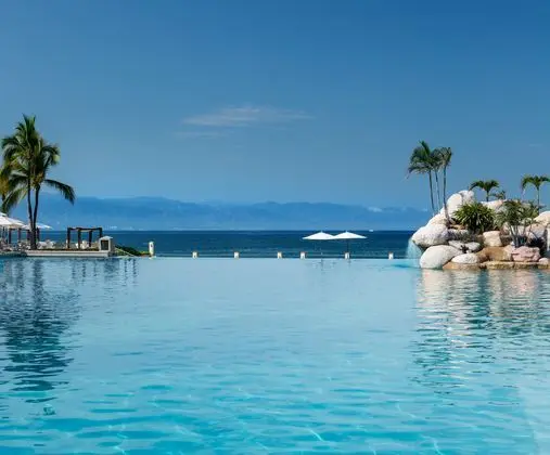 Marriott Puerto Vallarta Resort & Spa - Havuz