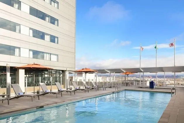 Marriott Tacoma Downtown - Havuz