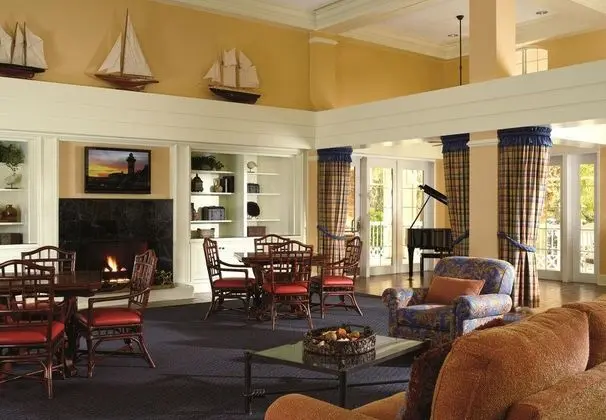 Marriott's Harbour Club - Genel