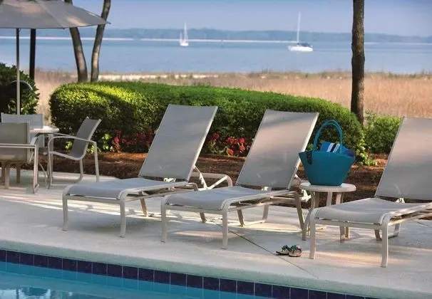 Marriott's Harbour Club - Genel