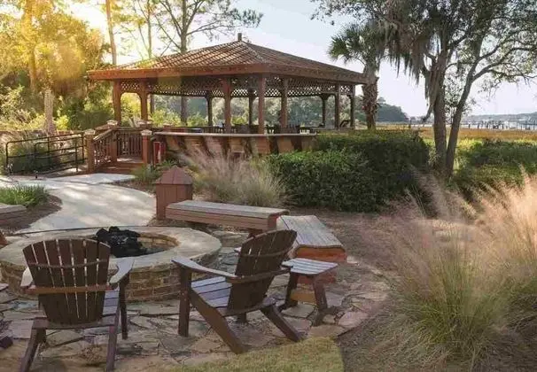 Marriott's Harbour Point Sunset Pointe Shelter Cov