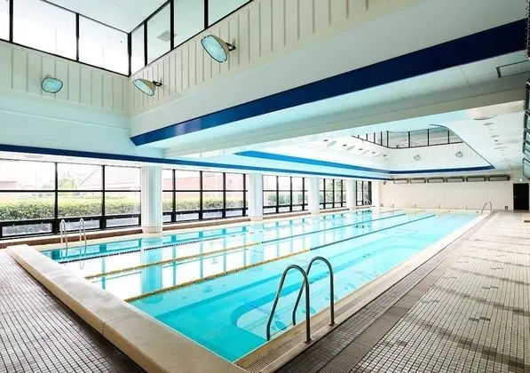Hotel Marroad Tsukuba - Havuz