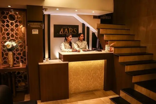 Hotel Mars Classic - Lobi