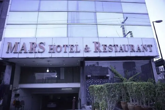 Mars Hotel Lahore