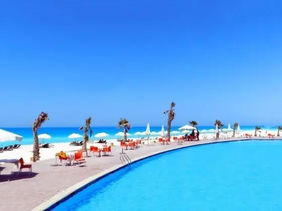 Marseilia Beach 3 - Havuz