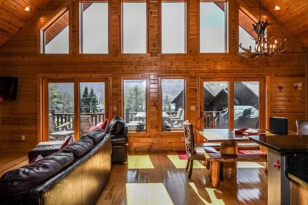 Marsh-Mellow Manor 5 Bedroom House